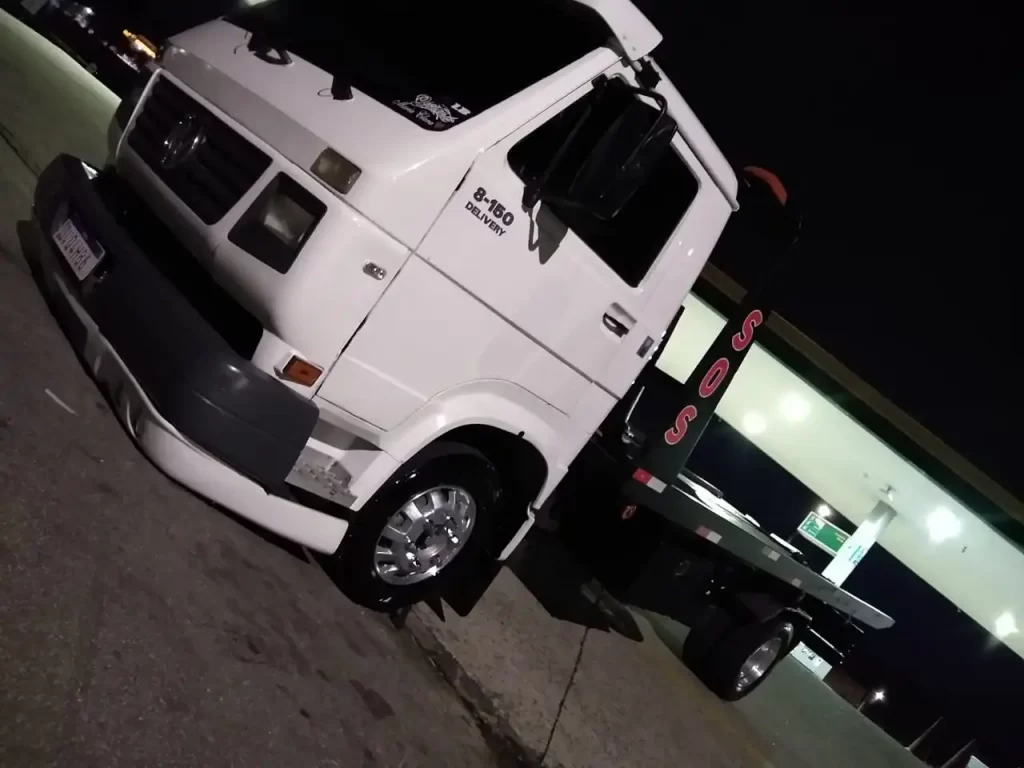 Veja sorrisos satisfeitos de nossos clientes. Estamos orgulhosos de oferecer serviços de guincho que vão além das expectativas, garantindo a plena satisfação de quem confia em nossos serviços."